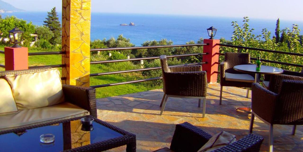With Swimming Pool And Panorama Sea View - Appartement